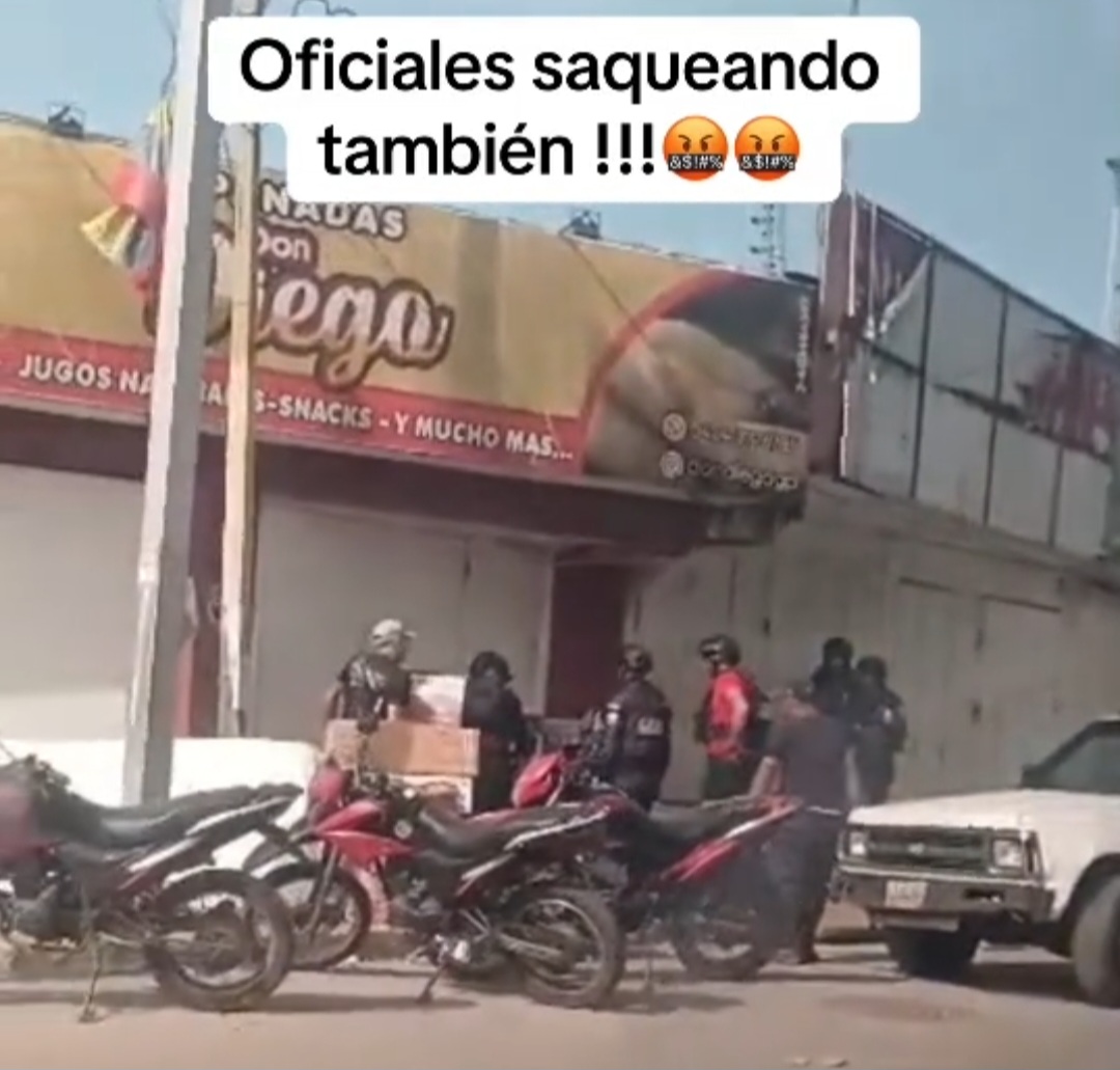 Denuncian presuntos saqueos policiales tras el doble sismo de este miércoles