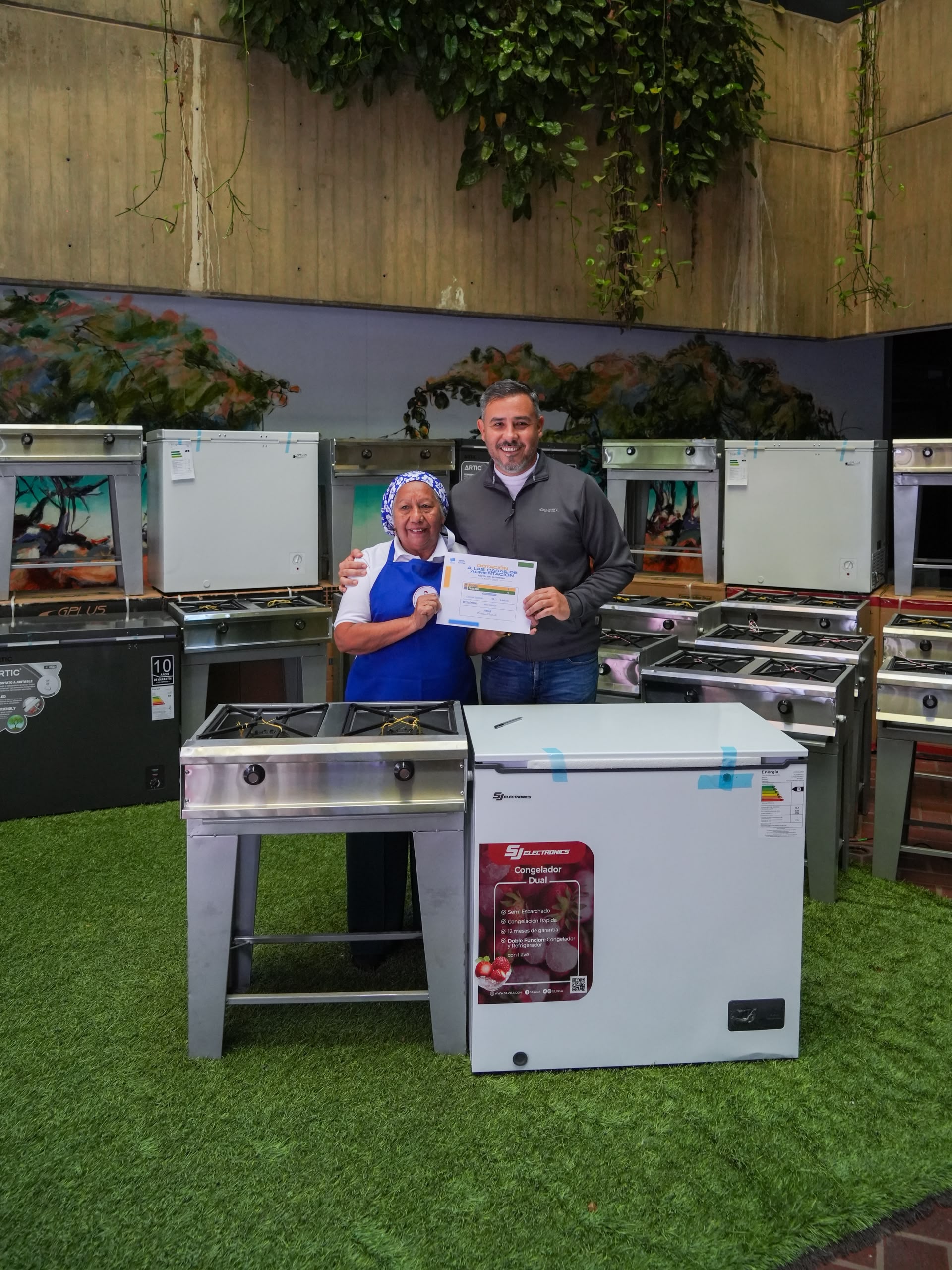 Gobernación de Anzoátegui fortalece 63 Casas de Alimentación con la entrega de electrodomésticos
