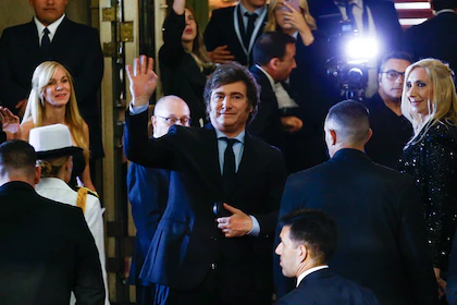 El Milagro Mileiriano: The Washington Post resalta los resultados de la economía de Milei y lo califica como «El renacimiento de Argentina continúa»