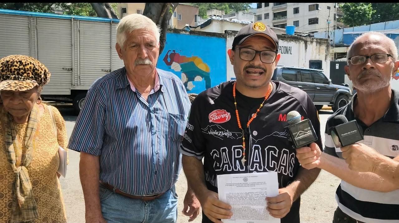 Carlos Julio Rojas